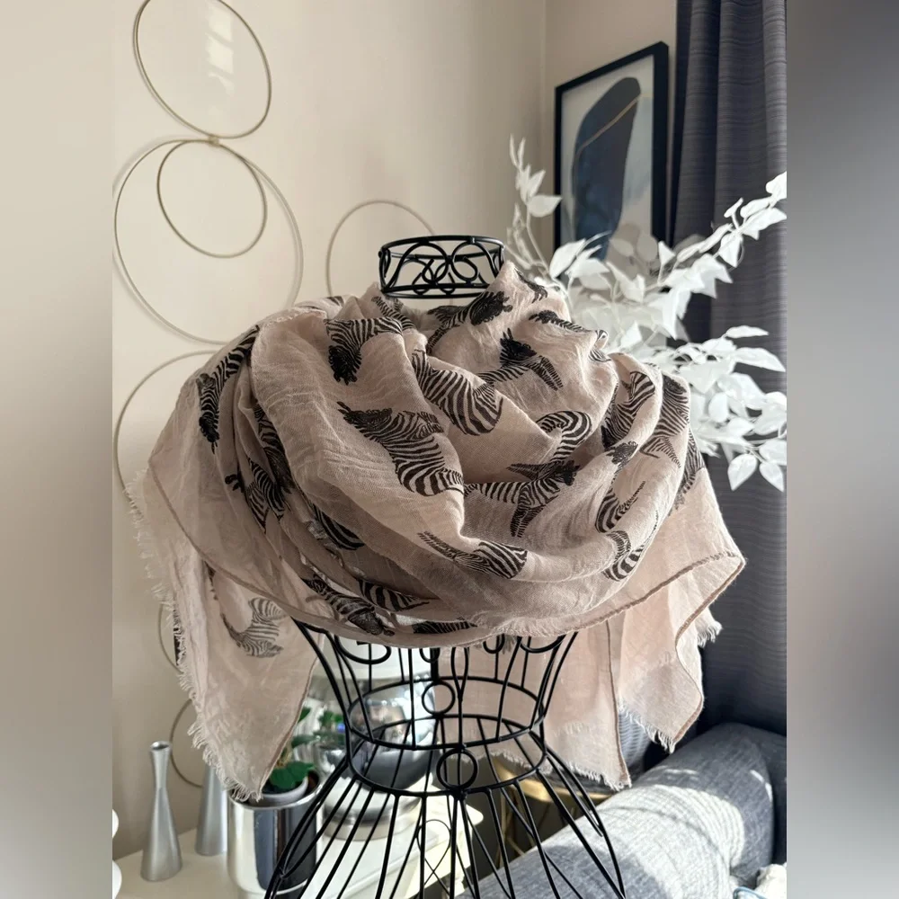 NWT Tickled Pink Black & Tan Zebra Print Wrap Scarf Size 27”x 76” - Picture 5 of 10